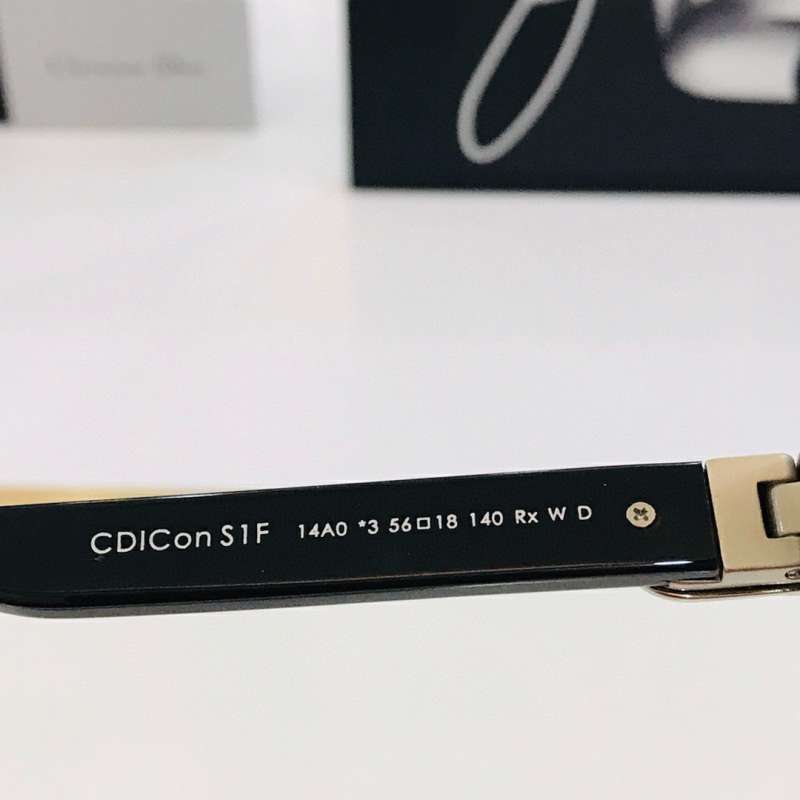 Picture of Dior Sunglasses _SKUfw56869294fw